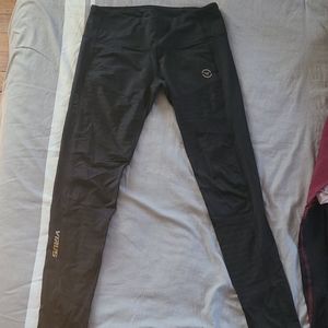 VIRUS Compression Leggings